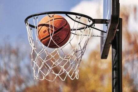 Sweet 16 Showdown: Expert Predictions for Iowa State vs. Tennessee – news-usa.info